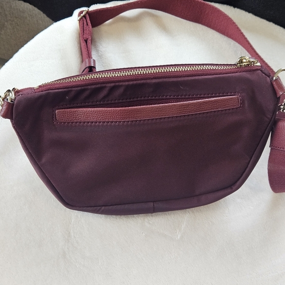 Henri Bendel Fanny/Crossbody/Belt Bag Burgundy - Picture 10 of 14